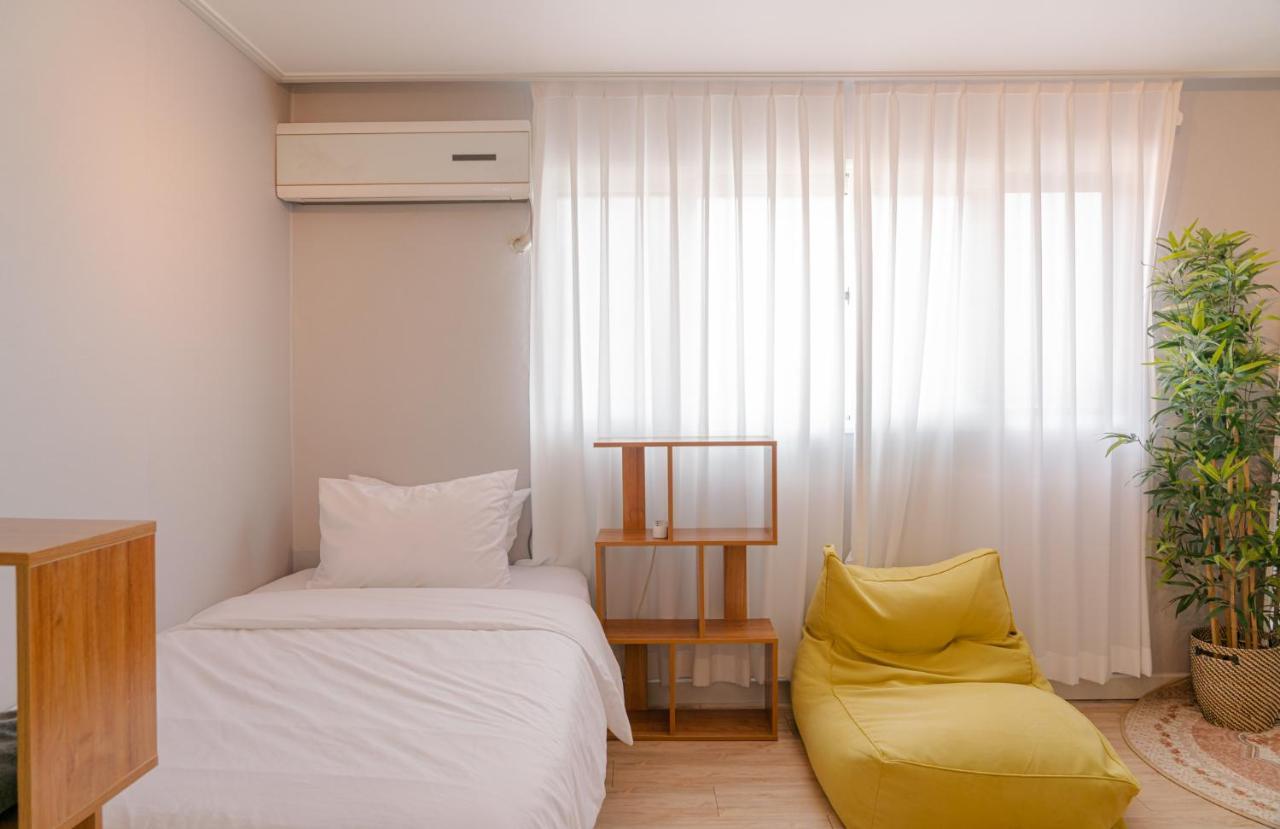Seoul Station 4Min, Perfect For Family Hotel ภายนอก รูปภาพ